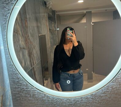 Full leaked Lilfreakkb private onlyfans photo