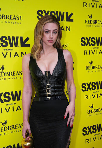 Full leaked Lili reinhart page private onlyfans photo