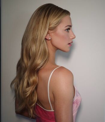 Full leaked Lili reinhart page private onlyfans photo