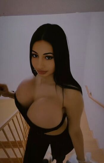Full leaked Lili rose black private onlyfans photo