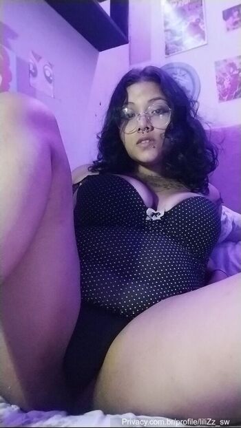Full leaked Lilizz private onlyfans photo