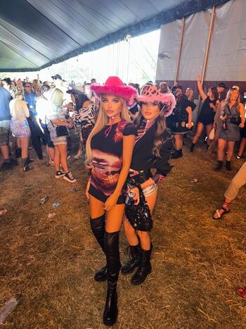 Full leaked Lilli c private onlyfans photo