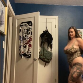 Full leaked Lillias right private onlyfans photo