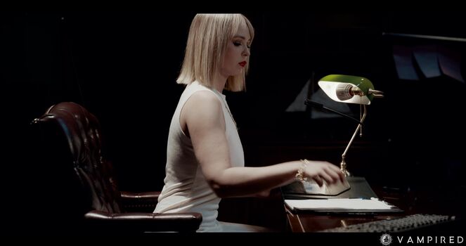 Full leaked Lilly bell page private onlyfans photo