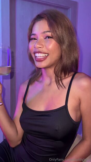 Full leaked Lilly lynn private onlyfans photo