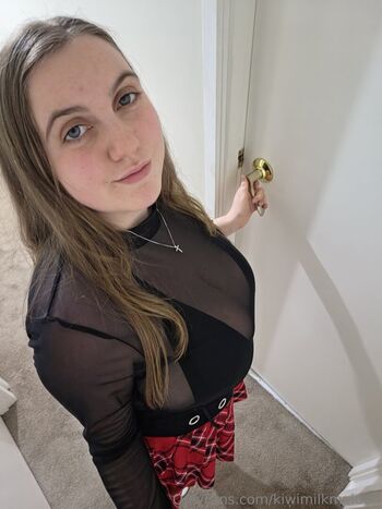Full leaked Lilly maiden private onlyfans photo