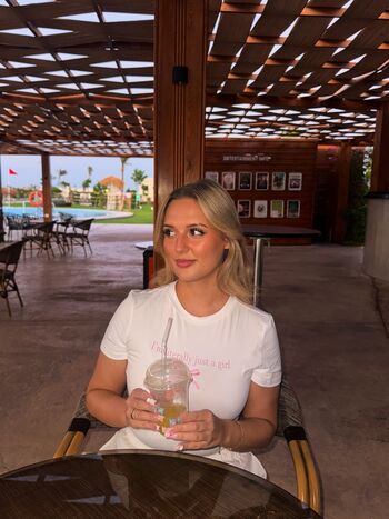 Full leaked Lillyskyx private onlyfans photo