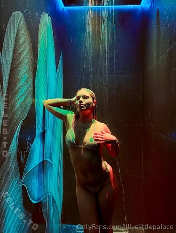 Full leaked Lillyslittlepalace private onlyfans photo