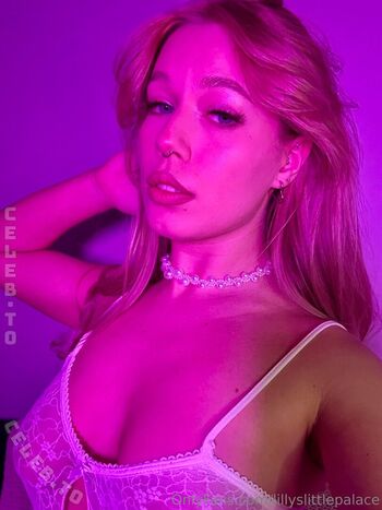 Full leaked Lillyslittlepalace private onlyfans photo