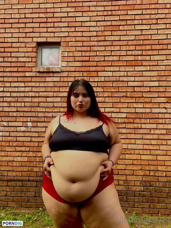 Full leaked Lilmamakay private onlyfans photo