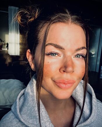 Full leaked Lilmissbambi private onlyfans photo