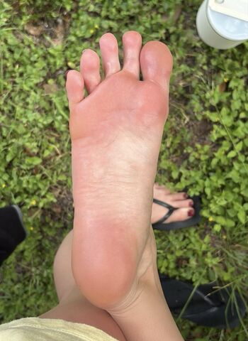 Full leaked Lilperfectfeet private onlyfans photo