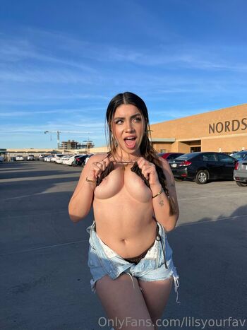 Full leaked Lilsyourfav private onlyfans photo