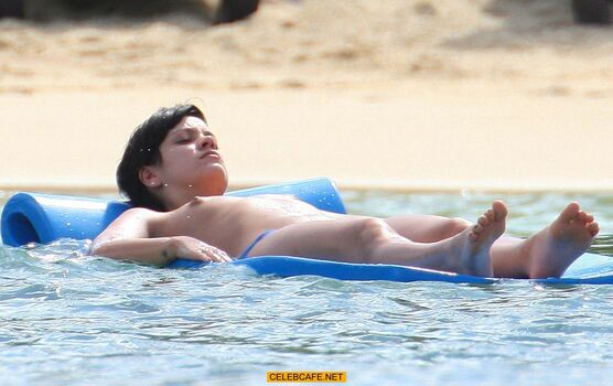 Full leaked Lily allen private onlyfans photo