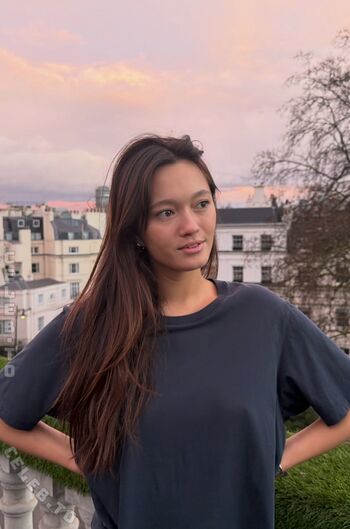 Full leaked Lily chee page private onlyfans photo