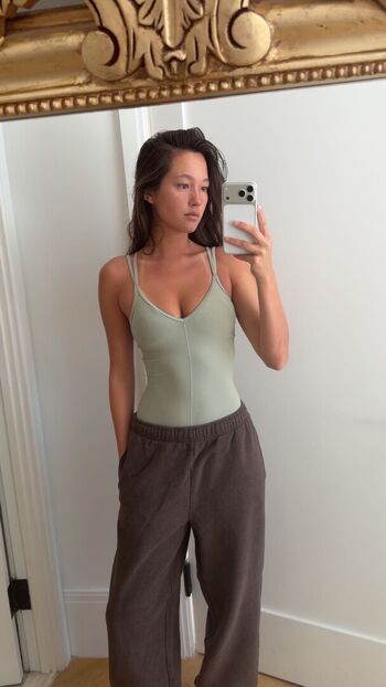 Full leaked Lily chee page private onlyfans photo