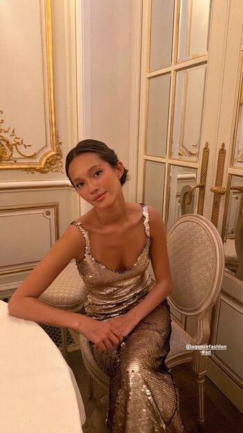 Full leaked Lily chee page private onlyfans photo