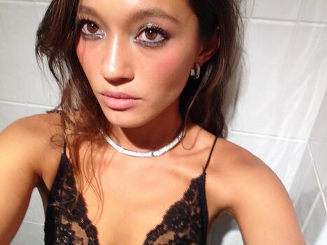 Full leaked Lily chee page private onlyfans photo