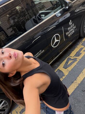 Full leaked Lily chee page private onlyfans photo