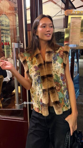 Full leaked Lily chee page private onlyfans photo