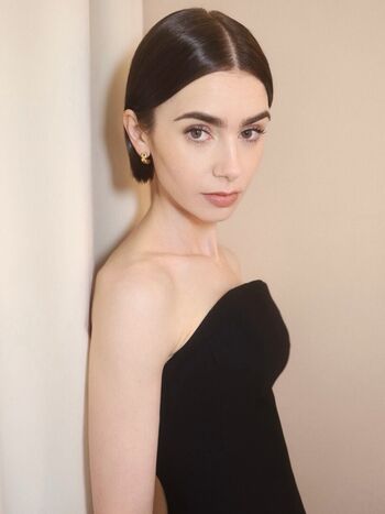 Full leaked Lily collins private onlyfans photo
