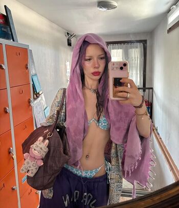 Full leaked Lily hawker private onlyfans photo