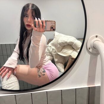 Full leaked Lily hawker private onlyfans photo