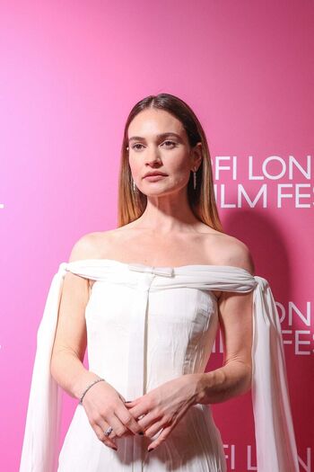 Full leaked Lily james private onlyfans photo