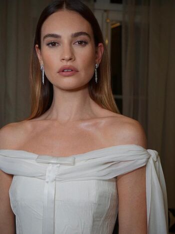 Full leaked Lily james private onlyfans photo