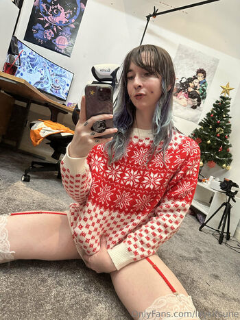 Full leaked Lily kitsune page private onlyfans photo
