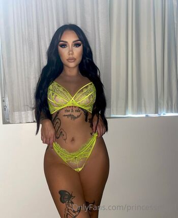 Full leaked Lily mccoy private onlyfans photo