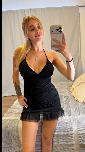 Full leaked Lily nador private onlyfans photo