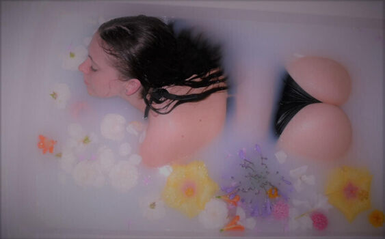 Full leaked Lily patrick private onlyfans photo