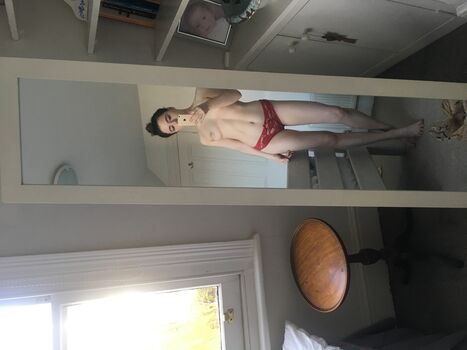Full leaked Lily sheen private onlyfans photo
