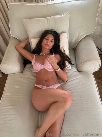 Full leaked Lily private onlyfans photo