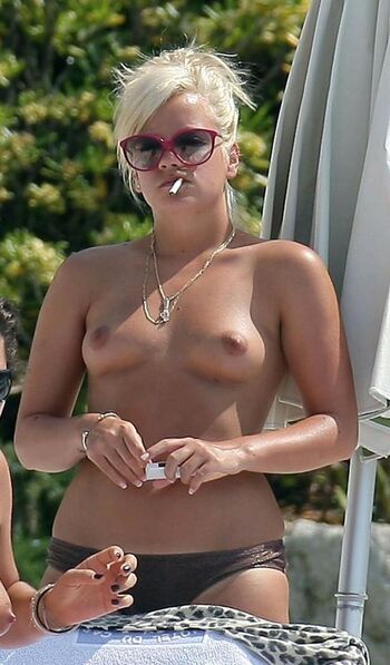 Full leaked Lilyallen private onlyfans photo