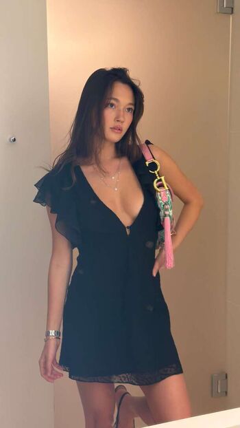 Full leaked Lilychee page private onlyfans photo