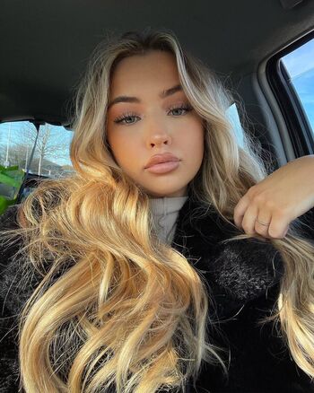 Full leaked Lilyjanexx private onlyfans photo