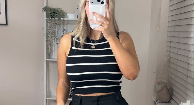 Full leaked Lilymeganmay private onlyfans photo