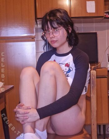 Full leaked Lilysweetgirl private onlyfans photo