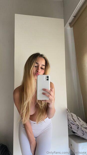 Full leaked Lilywilsonx private onlyfans photo