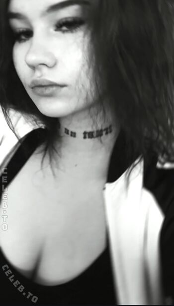 Full leaked Linaa wars private onlyfans photo