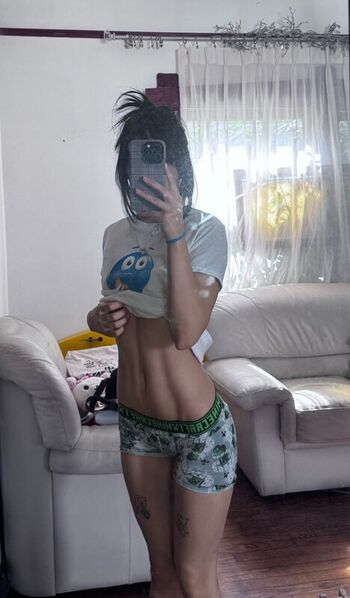 Full leaked Linaboobie private onlyfans photo