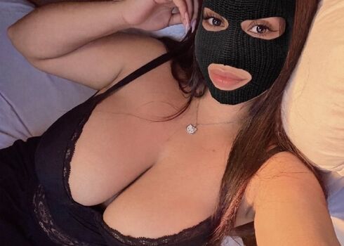 Full leaked Linacappucina private onlyfans photo