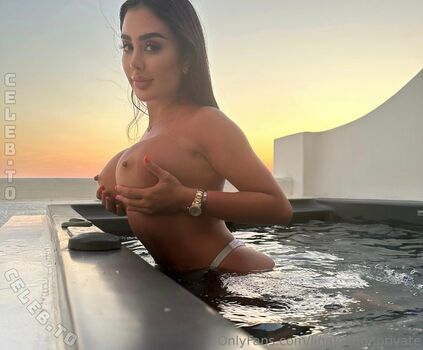 Full leaked Linalondonprivate private onlyfans photo