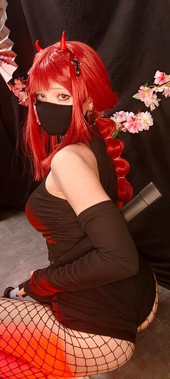 Full leaked Linaneyeon page private onlyfans photo