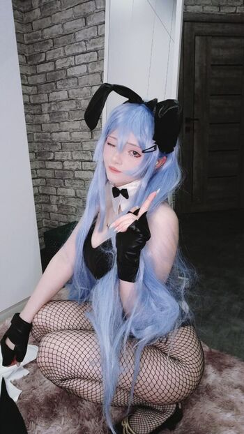 Full leaked Linaneyeon page private onlyfans photo