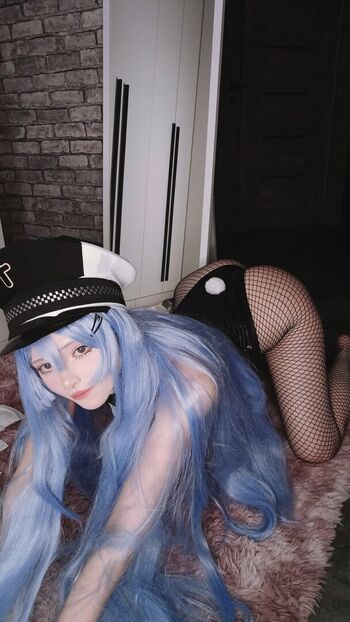 Full leaked Linaneyeon page private onlyfans photo