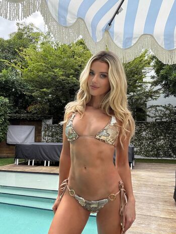 Lindsay Brewer