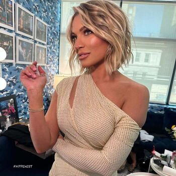 Full leaked Lindsay hubbard private onlyfans photo